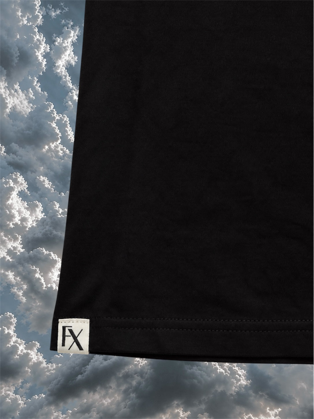 POLERA 𝗕𝗔𝗦𝗜𝗖 𝗣𝗥𝗘𝗠𝗜𝗨𝗠 - BLACK