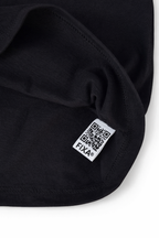 Polera STARS BLACK bordado