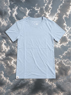 POLERA 𝗕𝗔𝗦𝗜𝗖 𝗣𝗥𝗘𝗠𝗜𝗨𝗠 - ICE BLUE